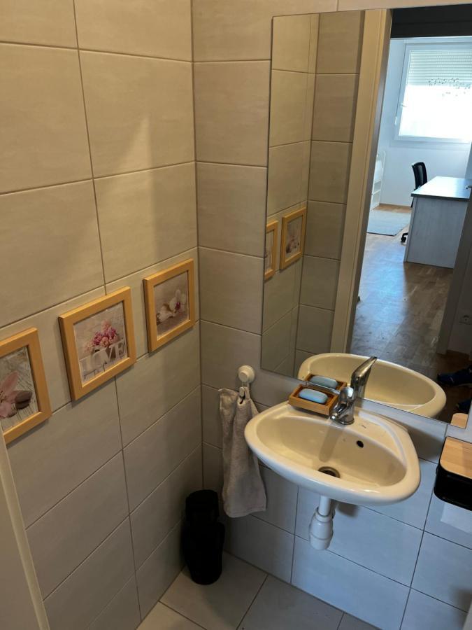 Ferienwohnung Apartman Vanesa Split Exterior foto